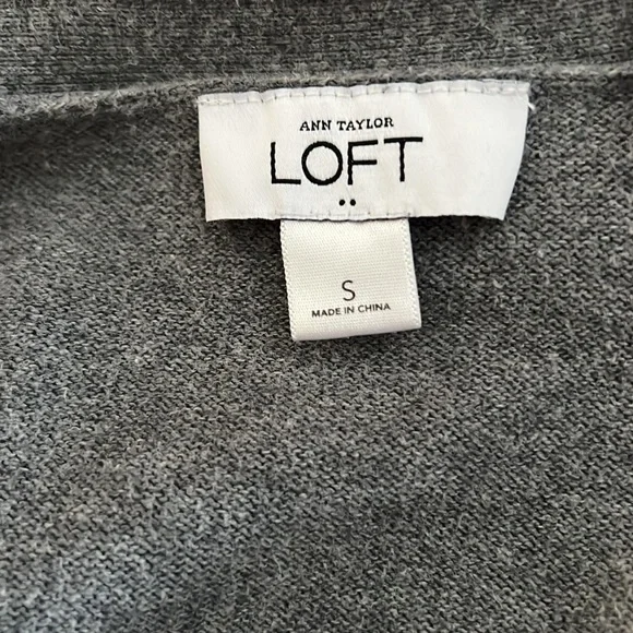 Ann Taylor loft gray cardigan - Picture 8 of 8
